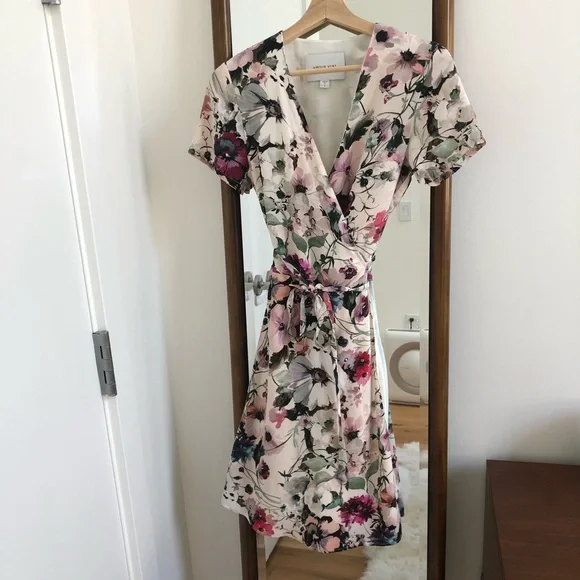 Amour Vert Silk Floral wrap Dress - Picture 2 of 5